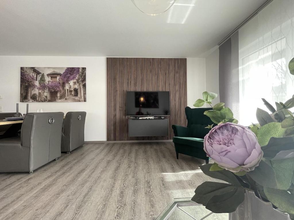 Exklusive Wohnung Zentral Mit Grossem Balkon Losheim Exterior photo